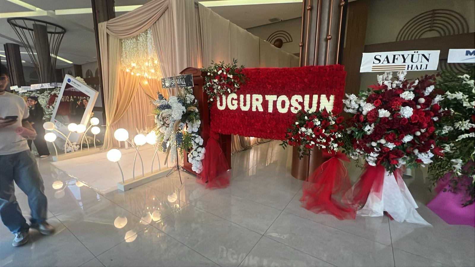 Canlı Çiçeklerle Özel Pano